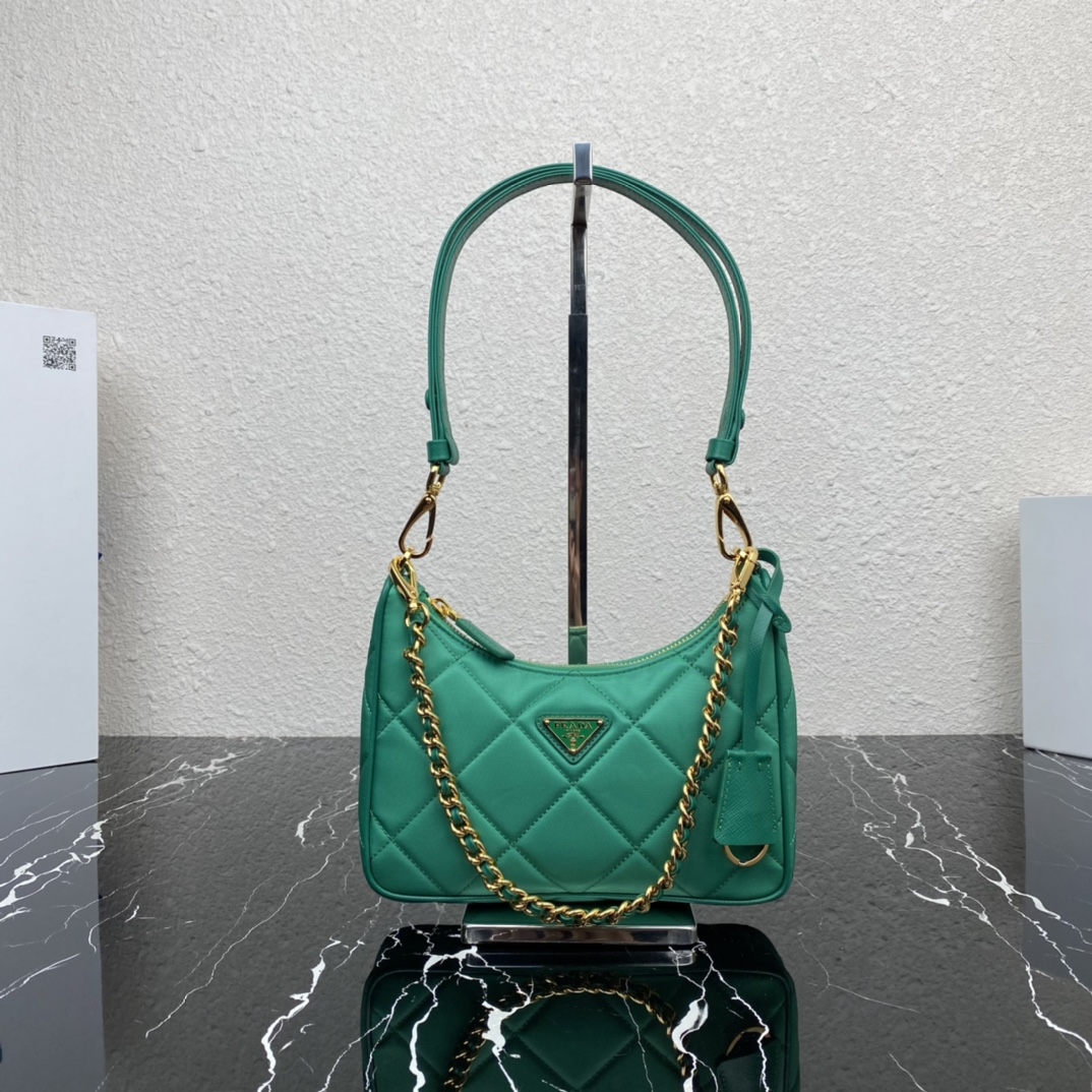 Prada 1BC204 23x 16x 6.5cm