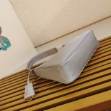 Prada HOBO 1NE515 23x13x5cm