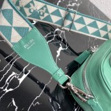 Prada 1BH198 22x 10.5x 7cm
