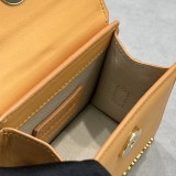 Jacquemus modello: 2102 12x8x5cm