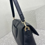 Jacquemus modello: 2084 30x14x8 cm