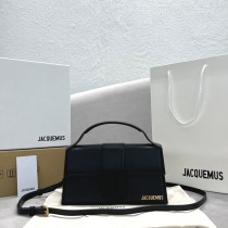 Jacquemus modello: 2056 24x13x7cm / 18x6x7cm