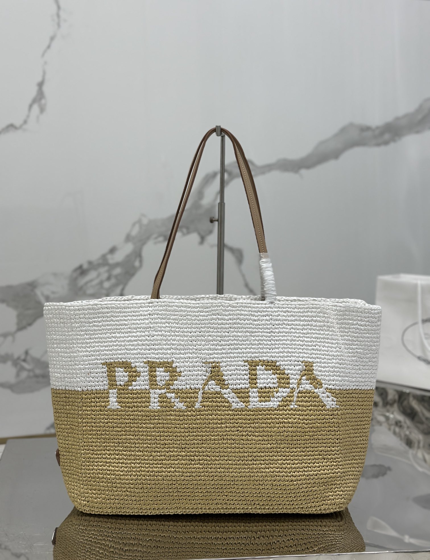 Prada 37×30×14cm 1BG442