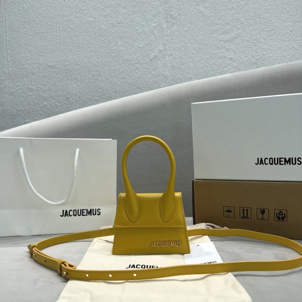 Jacquemus modello: 2102 12x8x5cm