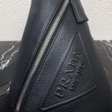 Prada 2VZ098 17x 32x 6.5cm