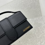 Jacquemus modello: 2056 24x13x7cm