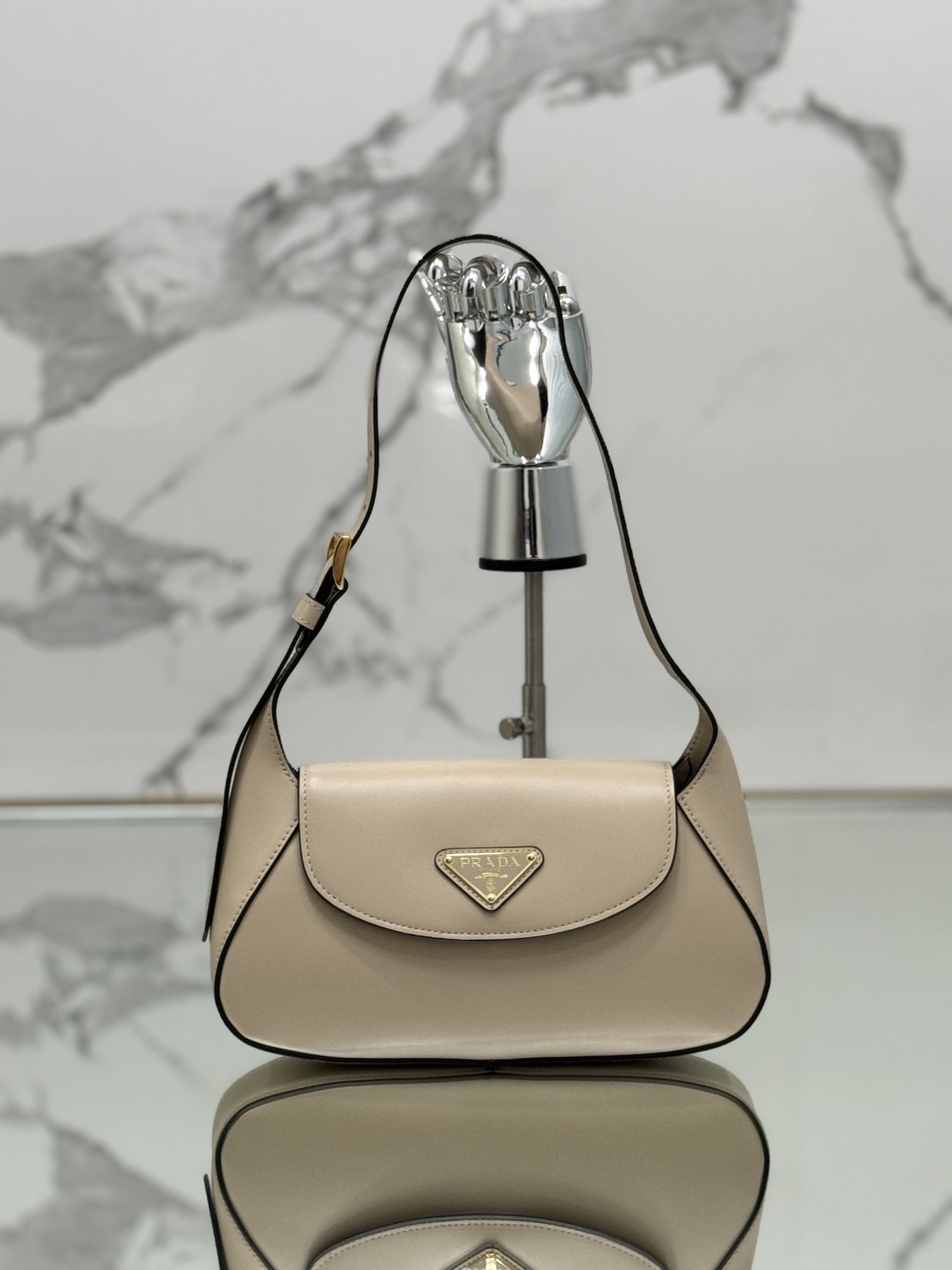 Prada 25× 5.5cm 1BD358