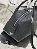 Prada 31×16×13.5cm 1BA365