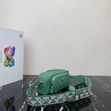 Prada 1BH198 22x 10.5x 7cm
