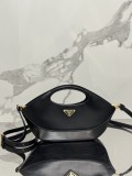 Prada 32×19×4.5cm 1BA421
