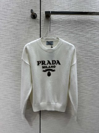 Prada #P210