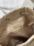 Prada 18x23x12cm 1BH038