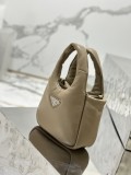 Prada 18x 15.5x 10cm 1BA359
