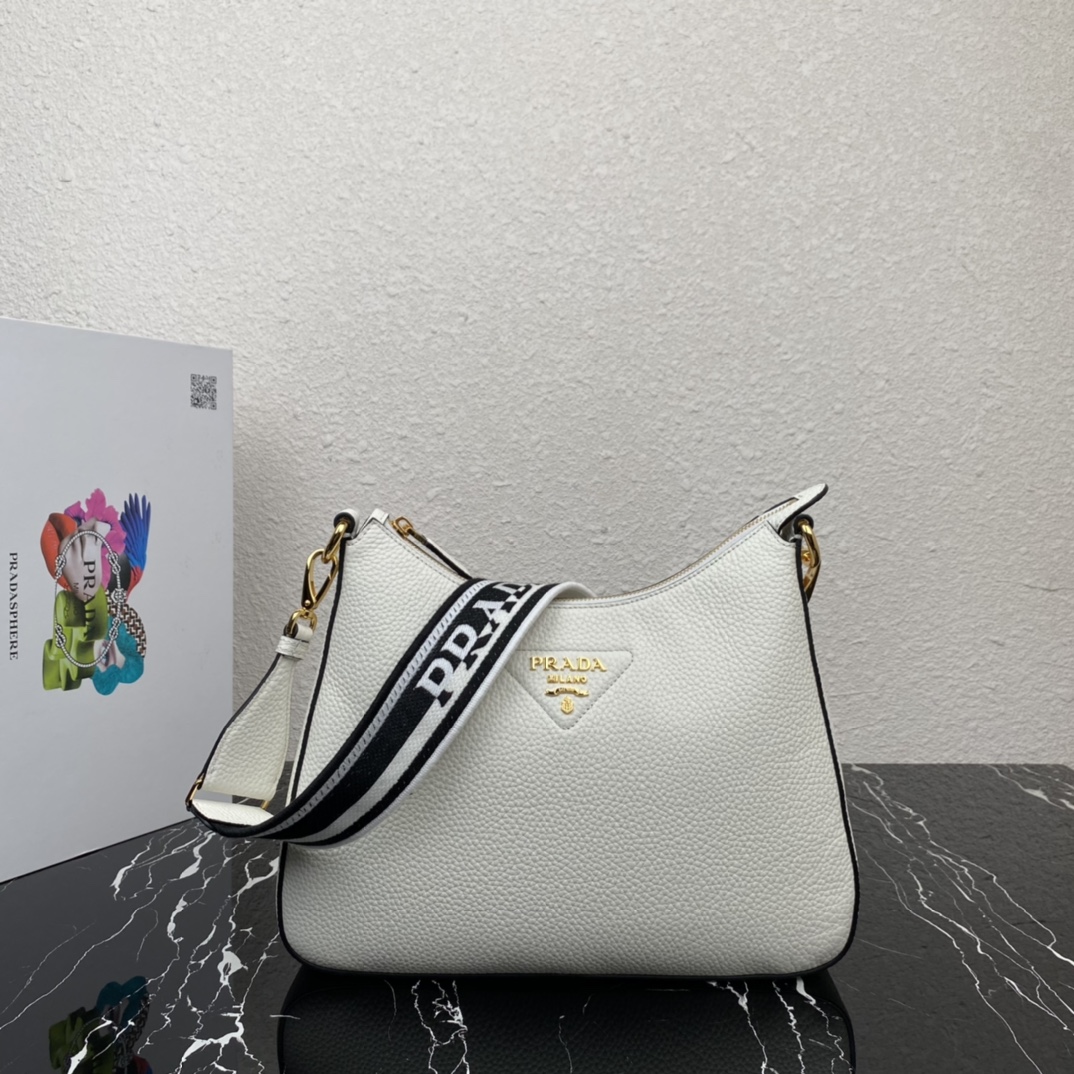 Prada 1BC178 32x 25.5x 7.5cm