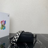 Prada 1BH198 22x 10.5x 7cm
