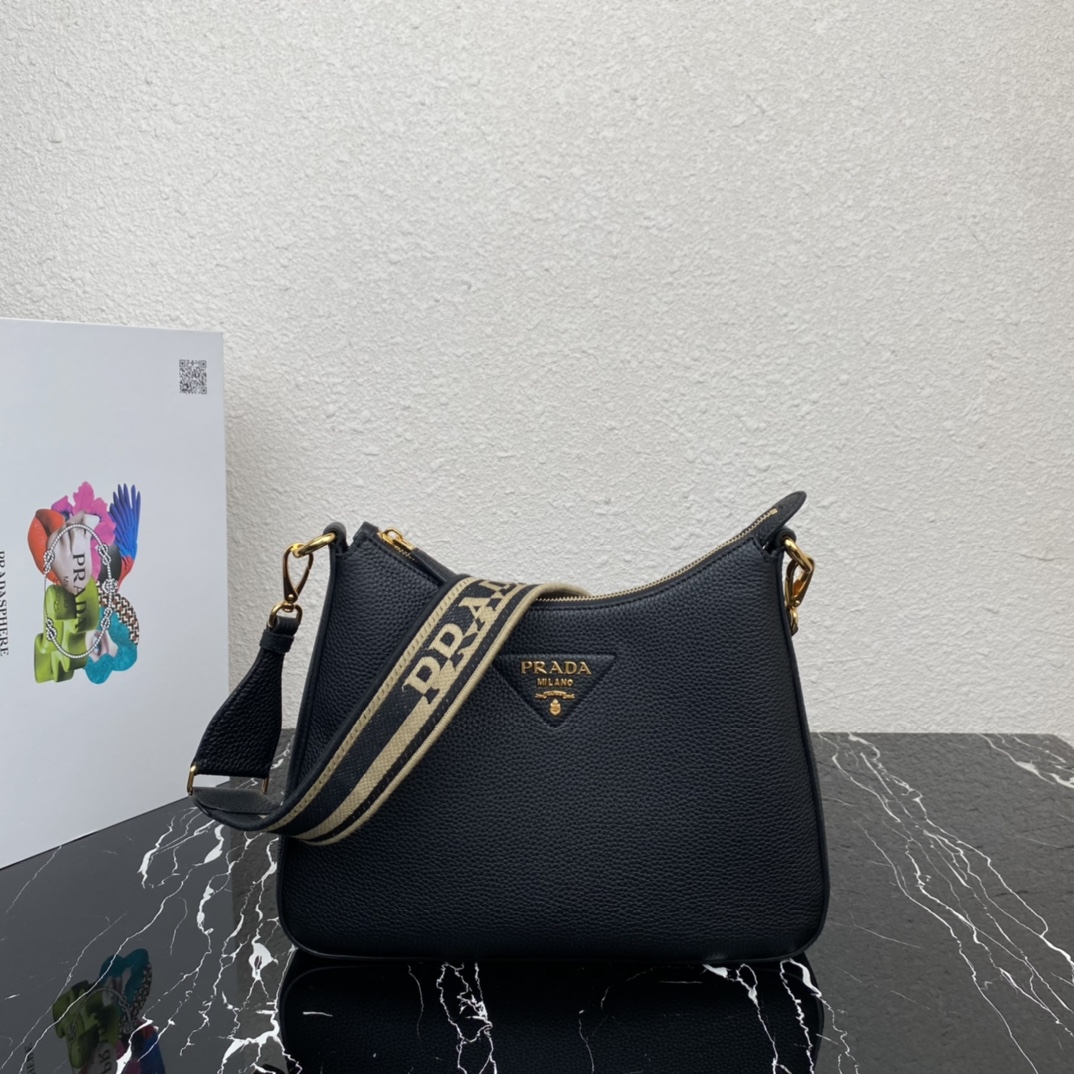 Prada 1BC178 32x 25.5x 7.5cm
