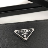 Prada Portafoglio 2NG005 28×18cm