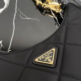 Prada Hobo 1BC204 23x 16x 6.5cm