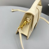 Jacquemus modello: 2056 18x6x7cm