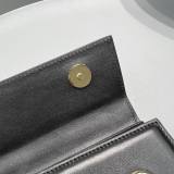 Jacquemus modello: 2053 21x 10x 6 cm