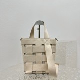 Jacquemus modello: 2018 16x14x 24cm