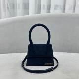 Jacquemus modello: 2044 18x15.5x8cm