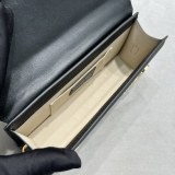 Jacquemus modello: 2053 21x 10x 6 cm