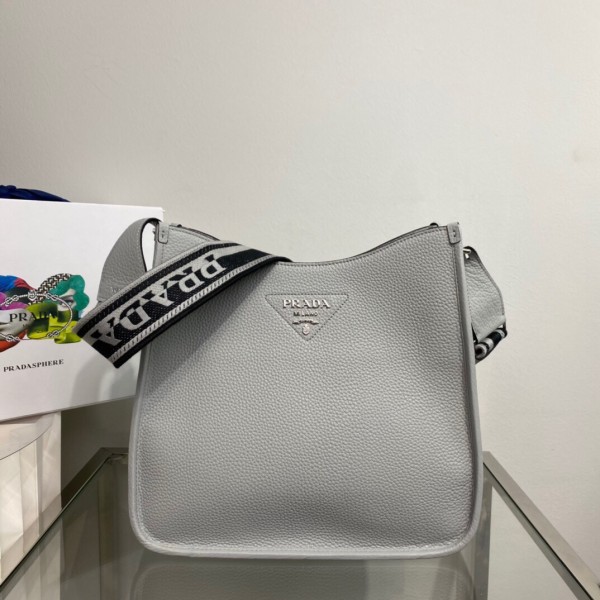 Prada 1BC073 30x 28x 12cm