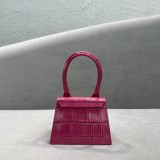 Jacquemus modello: 2102 12x8x5cm