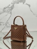 Prada 18×17×10.5 cm 1BA217