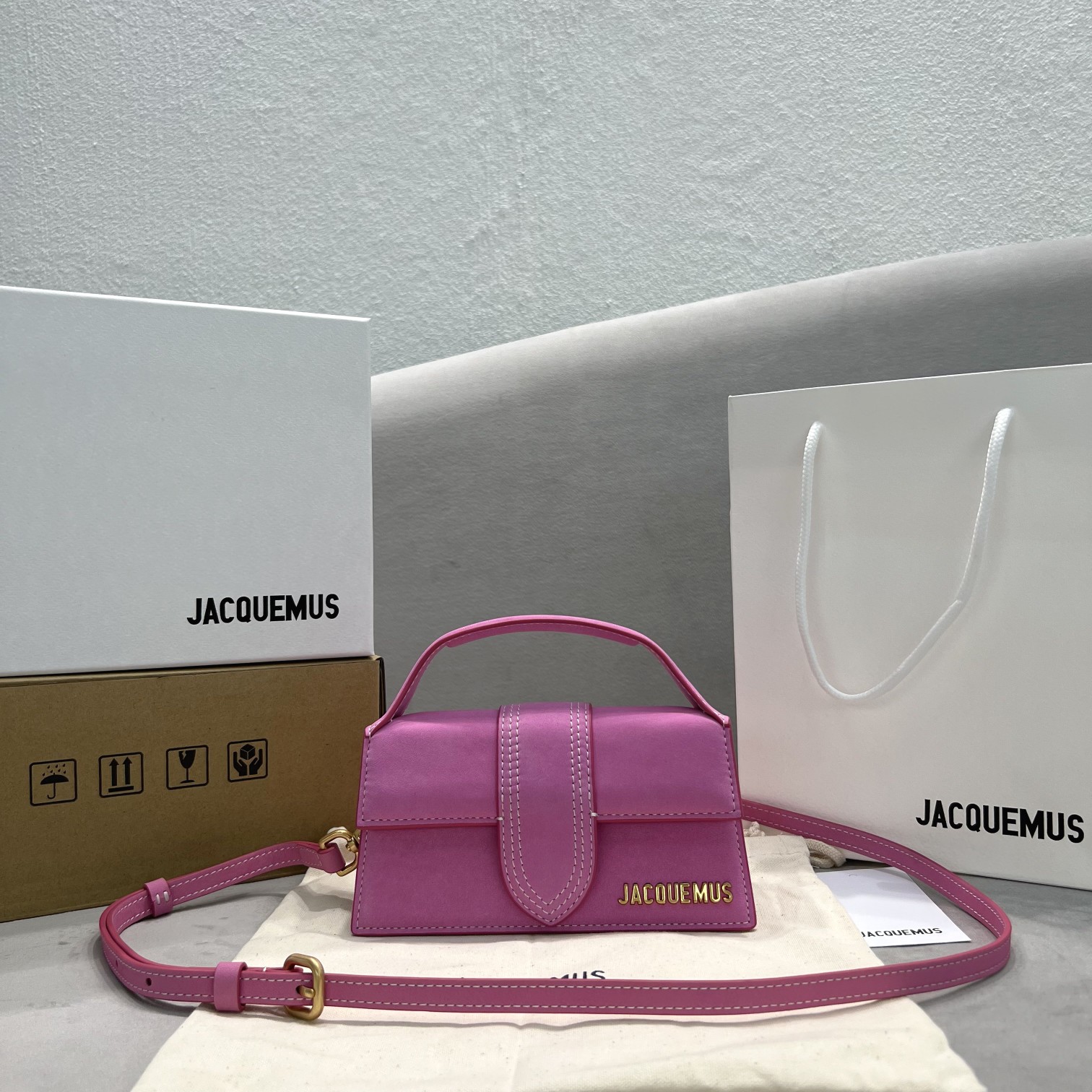 Jacquemus modello: 2056 24x13x7cm / 18x6x7cm