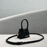 Jacquemus modello: 2102 12x8x5cm