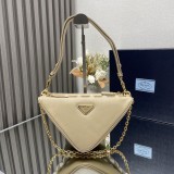 Prada 1BC176 26cm* 16cm* 13cm