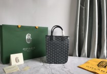 GOYARD Poitiers 020187 21x24cm