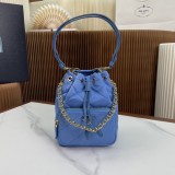 Prada 1BH038 22.5x 17.5x 12cm