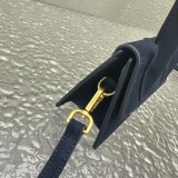 Jacquemus modello: 2102 12x8x5cm