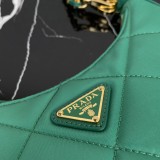 Prada 1BC204 23x 16x 6.5cm