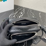 Prada 1BH198 22x 10.5x 7cm