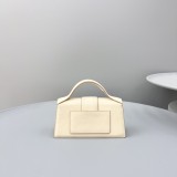 Jacquemus modello: 2056 24x13x7cm