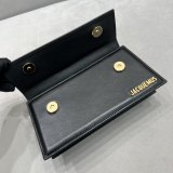 Jacquemus modello: 2053 21x 10x 6 cm