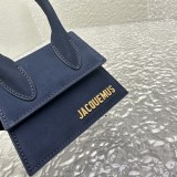 Jacquemus modello: 2102 12x8x5cm