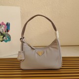 Prada HOBO 1NE515 23x13x5cm