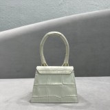 Jacquemus modello: 2102 12x8x5cm