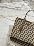 Prada 39x 31x 11cm 1BA356