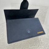 Jacquemus modello: 2056 24x13x7cm