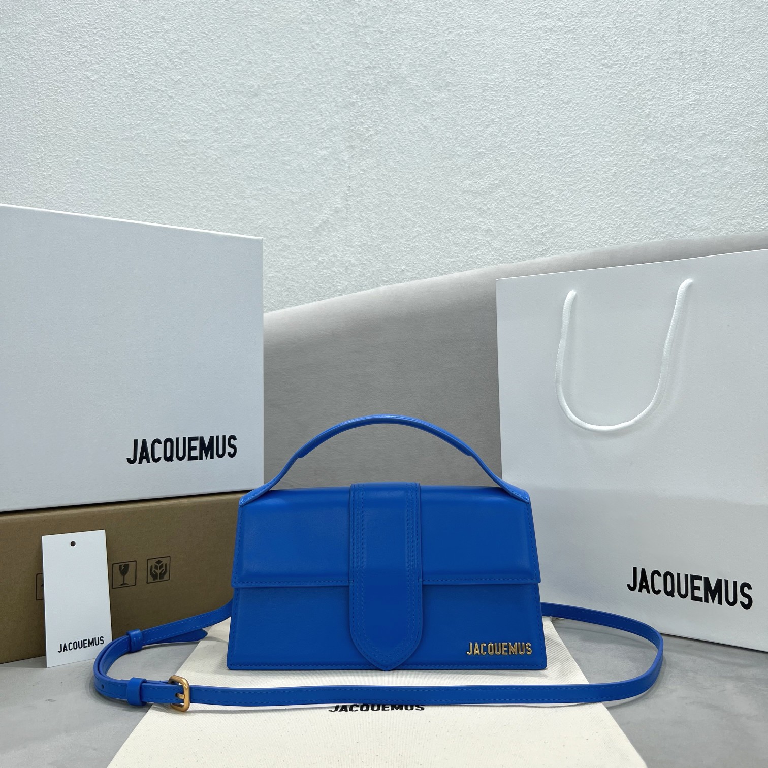 Jacquemus modello: 2056 24x13x7cm / 18x6x7cm