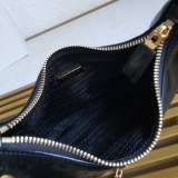 Prada 1BH204 22x18x 6.5 cm