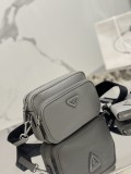 Prada 20x 13.5x 7cm 2VH170