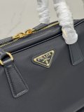 Prada 30×17.5×9cm 1BB115
