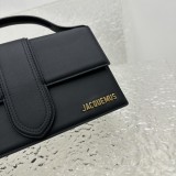 Jacquemus modello: 2056 24x13x7cm